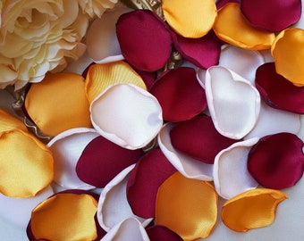 Hochzeit im Herbst Burgunder Rosenblätter, Blütenblätter in Orange, Blütenblätter in Elfenbein Blumenmädchen Korb Herbsthochzeit Gangläufer Dekor Herbstfarben