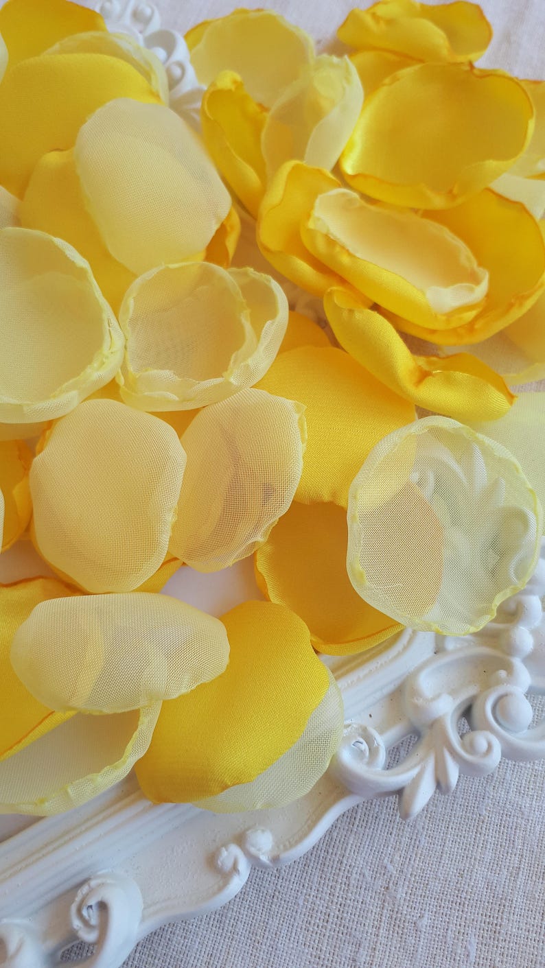 Yellow Satin & Yellow Marquisette Rose Petals Mix Sunflower | Etsy
