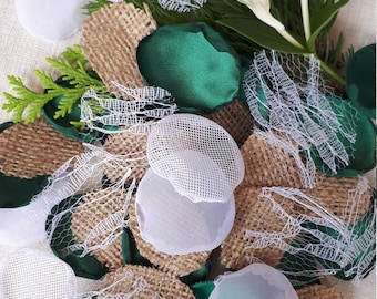 Emerald Green Burlap White Transparent Tule Fishnet & Lace Flower Petals Forest Wedding Green and White Party Supplies Country Wedding Deco