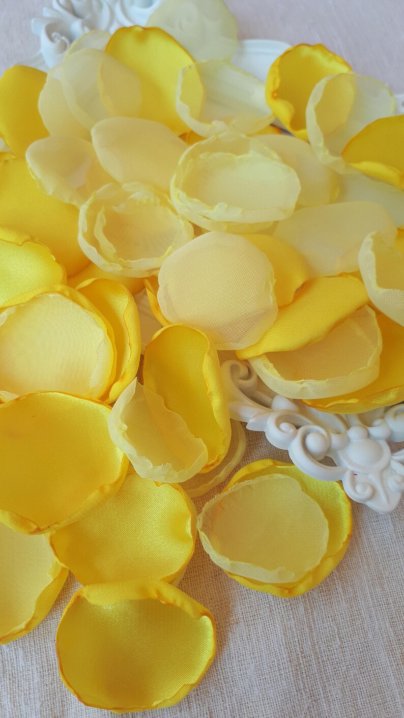 Yellow Satin & Yellow Marquisette Rose Petals Mix Sunflower | Etsy