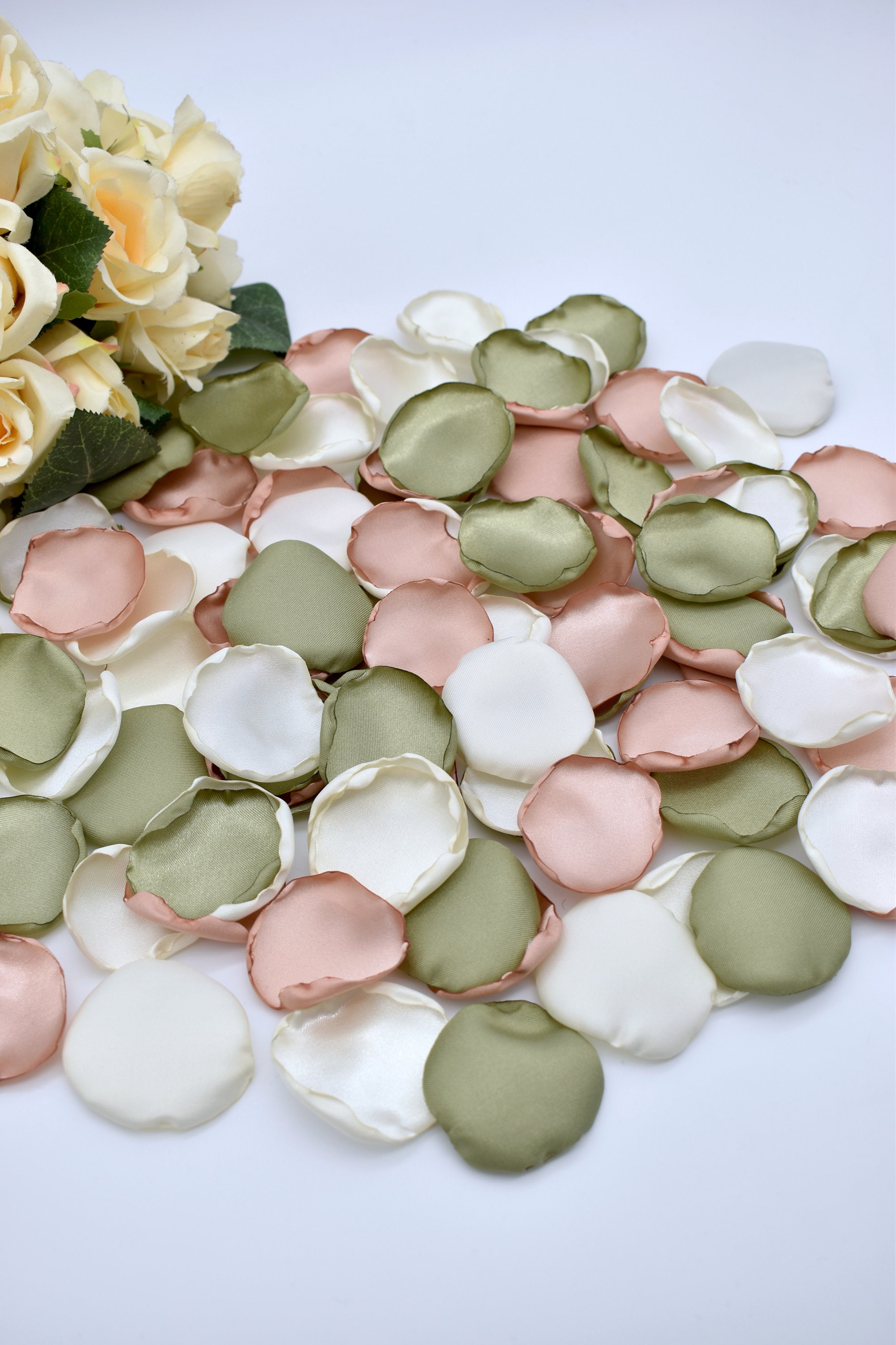 200 Pièces Pétales De Rose, Pétales De Fleurs Roses En Soie Pour Panier