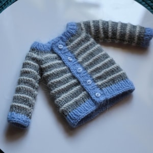 Gray Knitted Cardigan for Blythe Doll