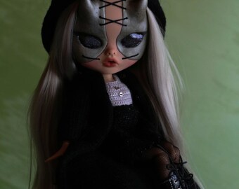 OOAK Custom Blythe Doll "LAMIA", Creepy Art Doll with Horns
