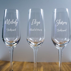 Personalised Champagne Glasses, Gift Idea, Wedding Gift, Bomboniere, Personalised Glassware, Wedding Favours Bridesmaid Gift  bridal party