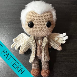 PATTERN: Good Omens Angel Aziraphale Crochet