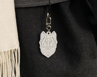 Reflector wolf keychain, visible in dark