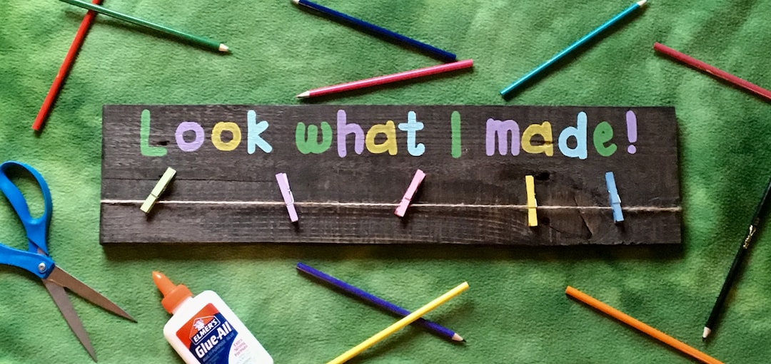 Look What I Made | Kid's Artwork Display | Hand Painted Pallet Wood ...