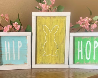 Set of 3 Easter bunny hand painted signs | Easter decor | Spring decor | Pastel colors | Rabbit decor