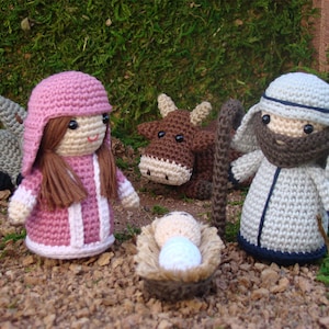 Amigurumi handmade nativity scene, Manger Scene - Baby Jesus, Mary and Joseph