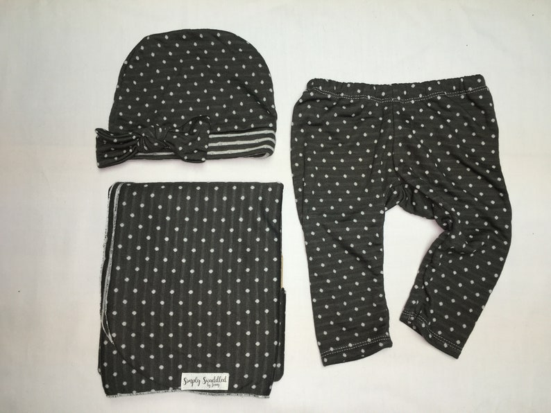 SWADDLE SET Gray and White Reversible Stripes and Dots Stretchy Knit