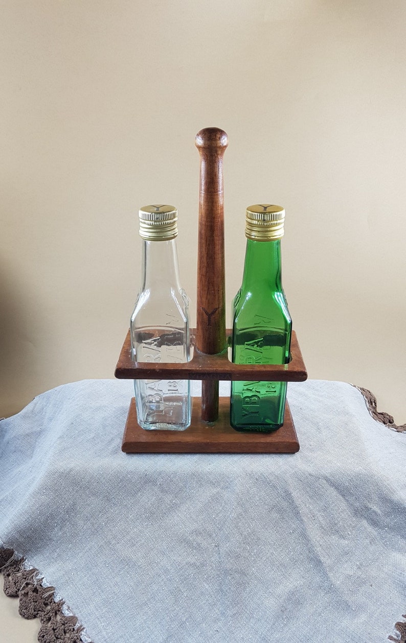 Vintage Oil And Vinegar Set Serving Set Table Decor Salad Server Kitchen Decor French Country Kitchen Wood Glass Bottles 60 S Salt Pepper Home Living Dining Serving Kromasol Com