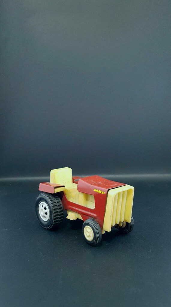 mini tractor toys