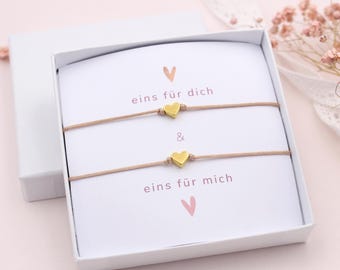 Freundschaftsarmbänder im 2er Set mit Karte & Schmuckschachtel, Makramee Armbänder mit Herz für beste Freundin oder Freund