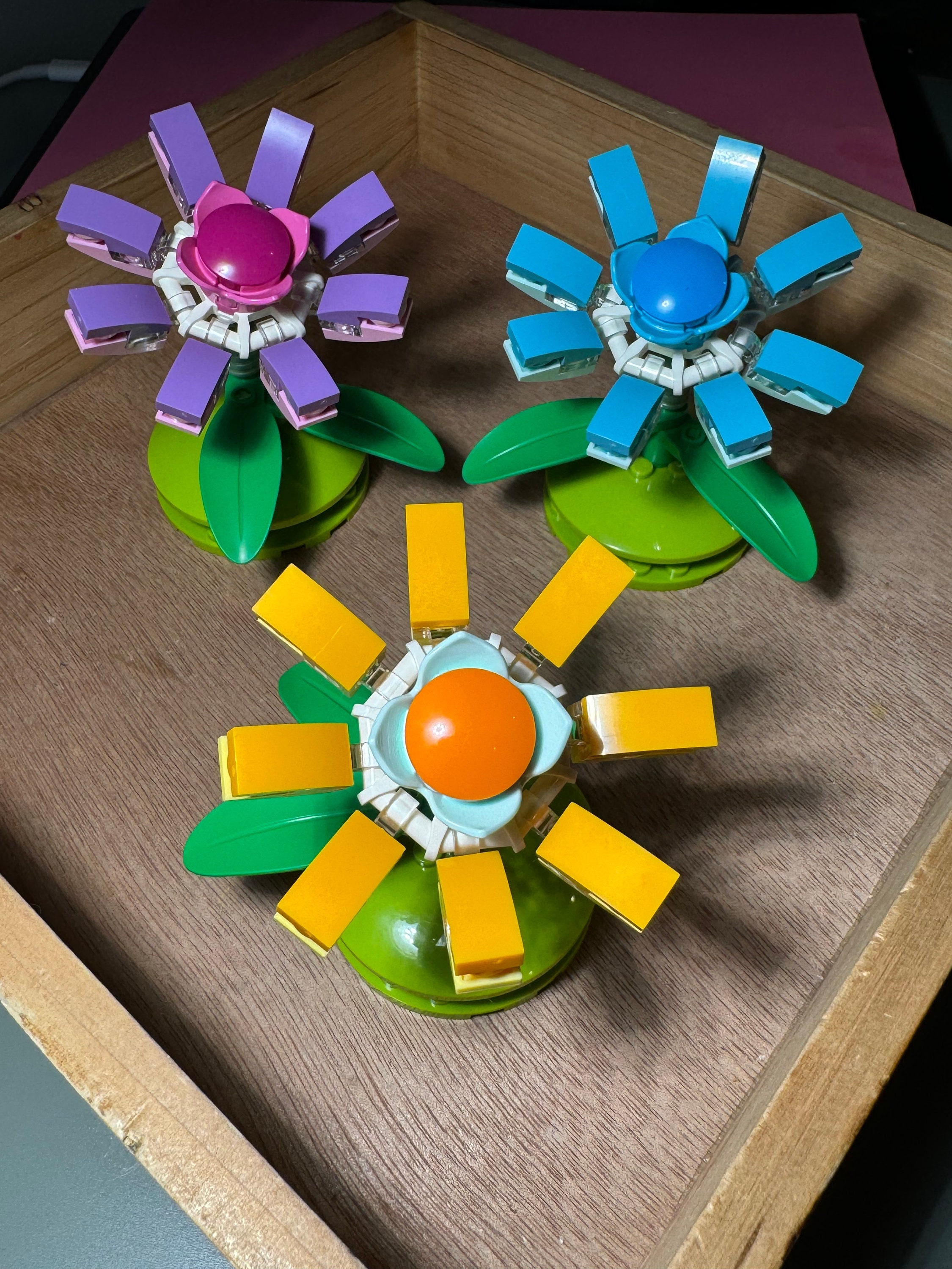 LEGO® - NEW - 3 flowers mini-build