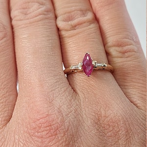 14k Yellow Gold Ruby Ring with Baguette Diamonds image 10