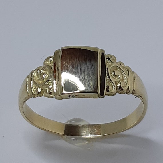 10k gold signet ring womens deals