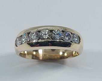 マーキスダイヤモンドエンゲージリング：14Kイエローゴールド