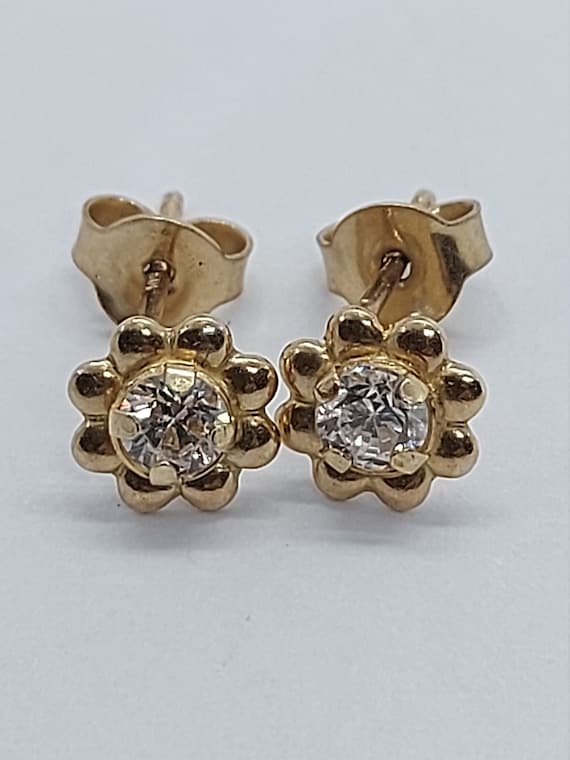 White stone gold ear studs deals