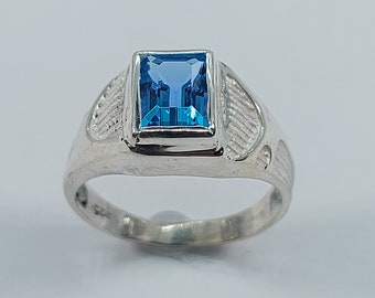 Blue Topaz Ring, Men Blue Topaz Ring, Women Blue Topaz Ring, Topaz and Silver, December Birthstone, Blue Stone Ring, Mens Ring, Blue Topaz