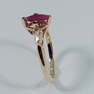 14k Yellow Gold Ruby Ring with Baguette Diamonds image 6