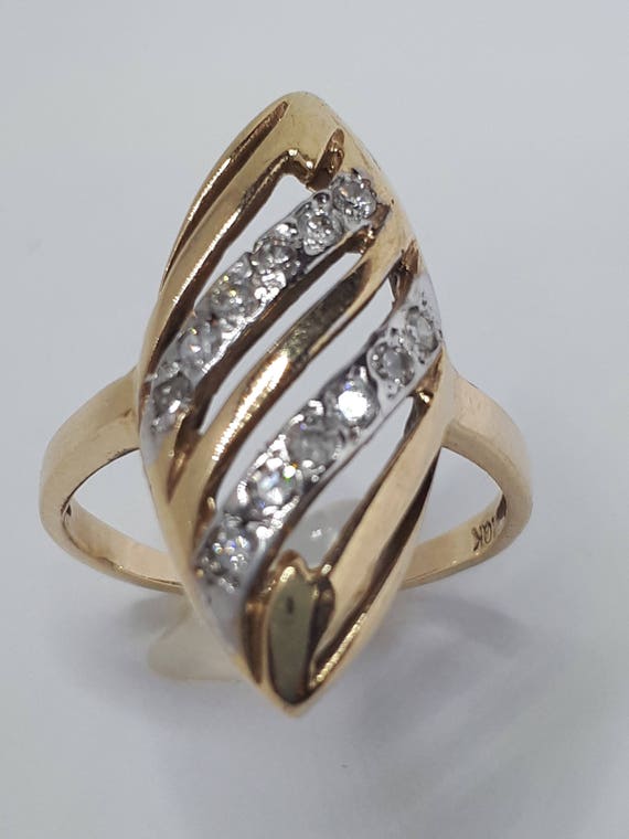 Gold ring under sale 10k