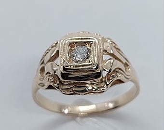 10k Yellow Gold Diamond Ring, Antique Style, Size 6