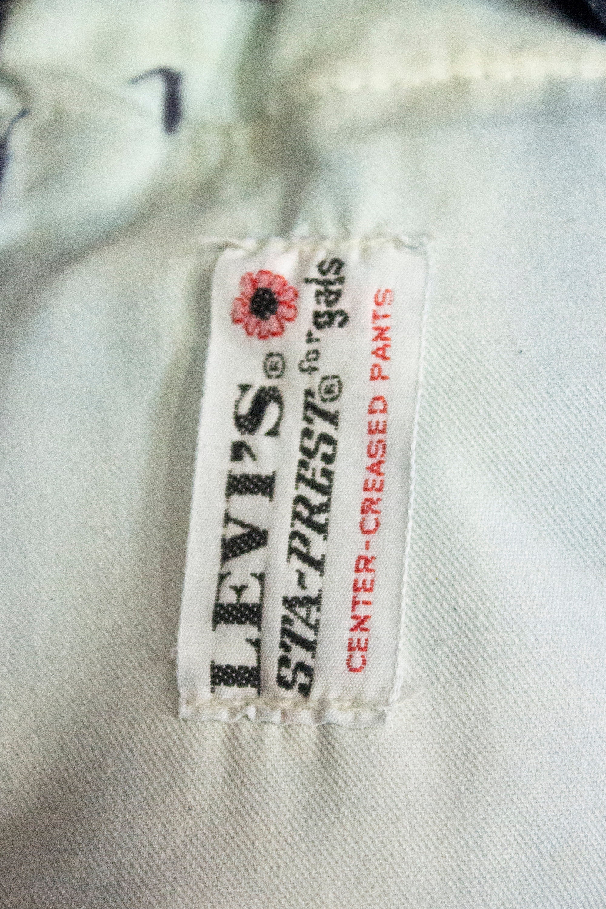 Levi's Sta-prest for Gals Black Label Deadstock 90's Mid Levi's Sta-prest for Gals Black Label Deadstock 90's Mid