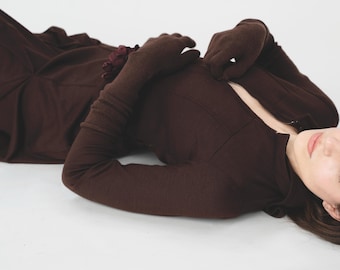 1970's chocolate brown wool hooded midi blouson mock neck dress with zipper bodice and pleated skirt (S)