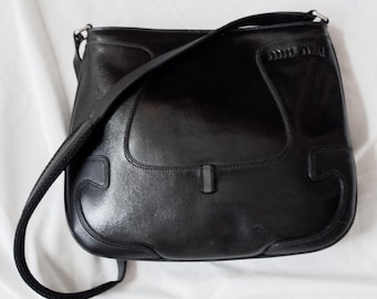 Y2k ヴィンテージ MIU MIU レザーハンドバッグ。グレーの