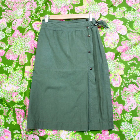 Pleated green pencil skirt sale