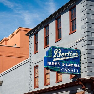 Photography, historical buildings, Charleston SC, metal, canvas, America