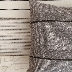 Outdoor Pillows Double Sided Black & White Pillow Cover striped Neutral Decor High Performance Patio Pillow Cover imagem 10