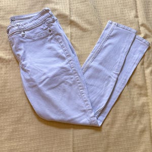 Abercrombie & Fitch White Jeans - Size 6S (28 x 28)