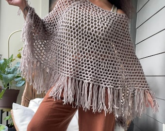 Y2K vintage 2000s tan loose knit fringe poncho boho fairy whimsy coastal cowgirl