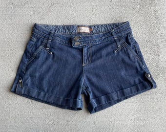 y2k PAIGE vintage 2000s low rise dark wash denim shorts | Size 29