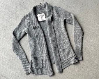 y2k abercrombie and fitch wool blend grey cardigan early 2000s