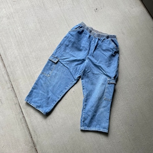 90s Vtg Denim Cargo Cropped Capri Pants | size m/l