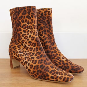 Vintage Leopard Print Ankle Boot | US Size 6