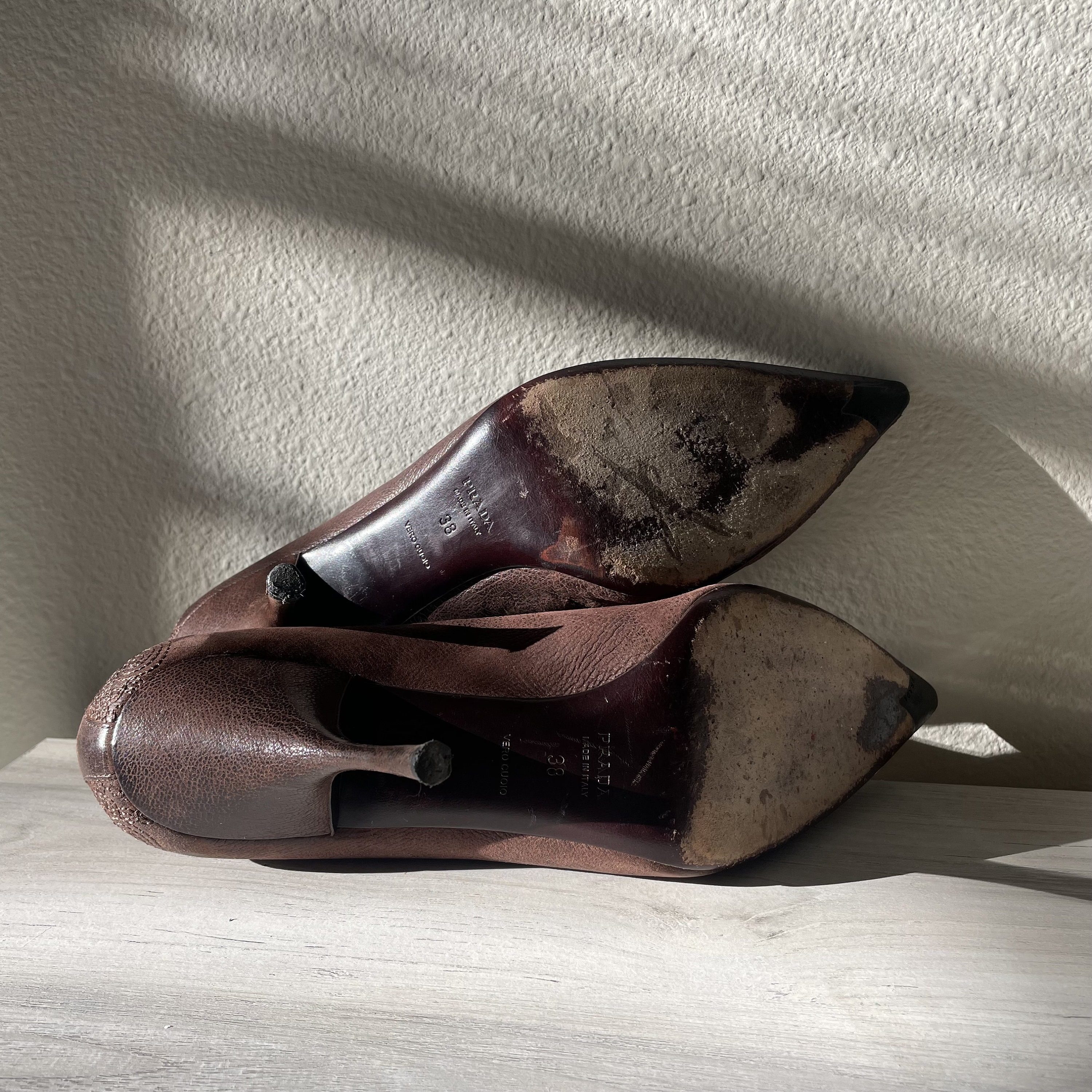 【関税込み】PRADA Heeled shoes Escarpins en cuir Saffiano Prada - Femme – myCompañero