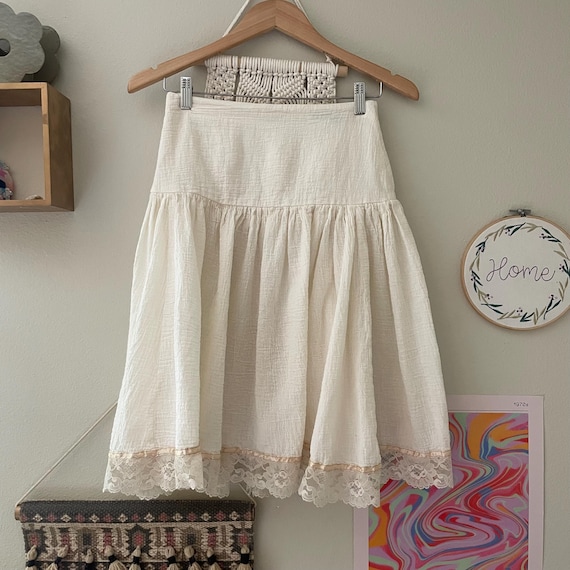 70's Vintage Cream White Lace Trim Midi Skirt XS/S Cottagecore