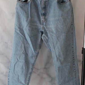 Vintage Levi&#39;s 551 Jeans Cotton Light Wash High Rise Relaxed Fit Denim 34&quot; Waist