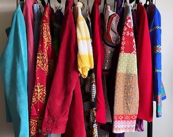 Vintage Mystery Reseller Bundle | 10-Piece Clothing Lot | Y2K or True Vintage | Mixed Sizes