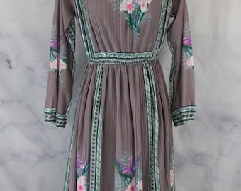 Vintage 70er Jahre schieres Blumen Midi Kleid