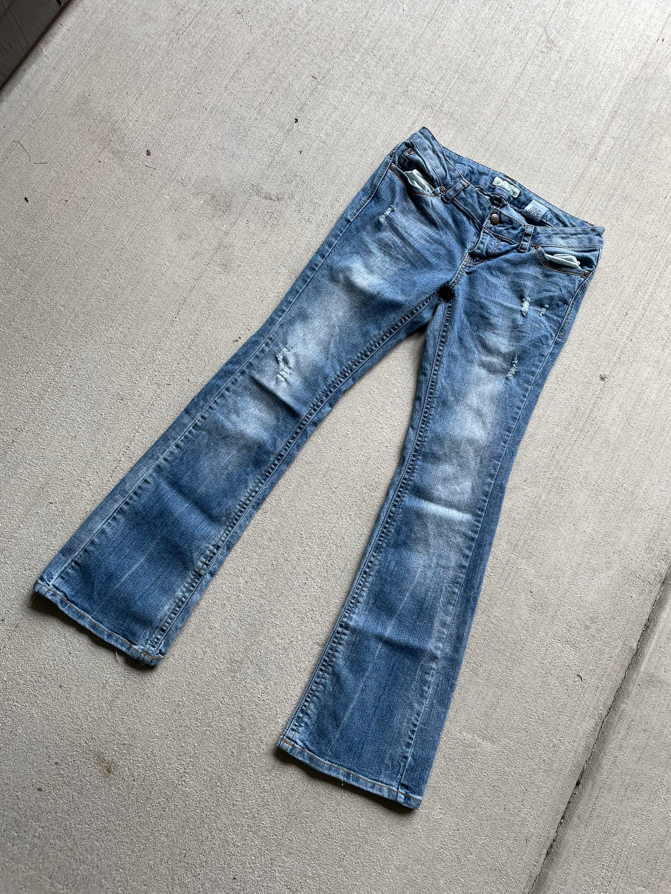 Vintage 2000's Low Rise Flare Jeans | Y2K Paris Blues Denim | Size