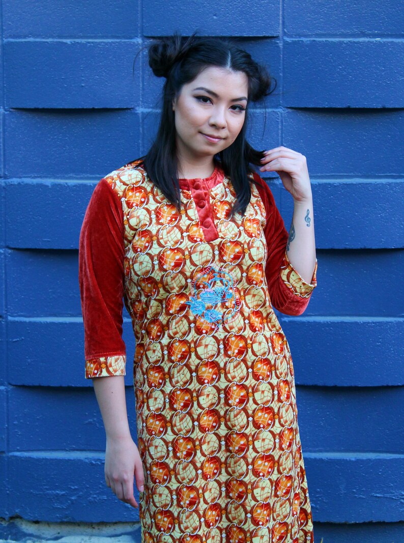 Vintage 70s Orange Velour Psychedelic Print Shift Dress image 5