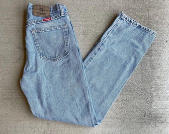 90s vintage wrangler mid rise straight leg relaxed fit light wash jeans