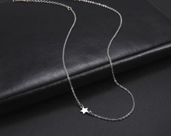 Collier ras du cou étoile