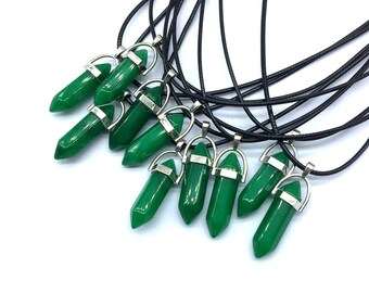 Collier Jade pendentif en pierre double pointe