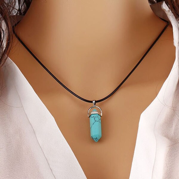 Collier Turquoise pendentif double pointe - amulette