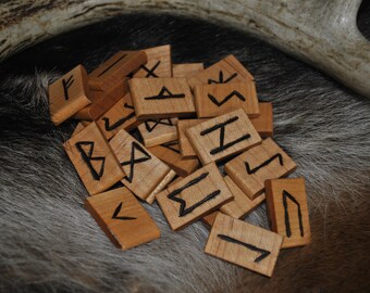 Large Maple Elder Futhark Rune Set - Pagan, Heathen, Wiccan, Asatru, Viking, Divination Rune Set